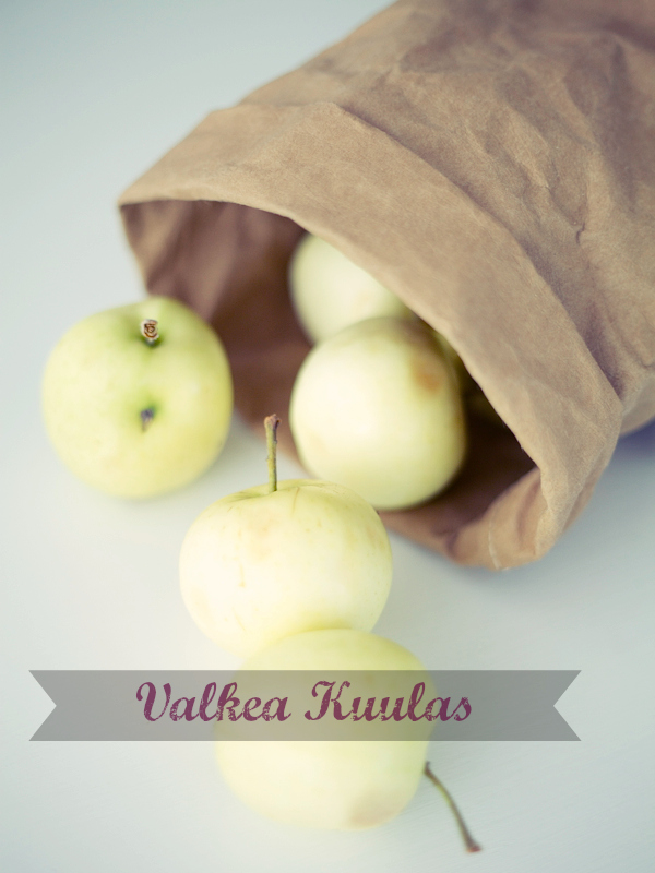 valkea kuulas