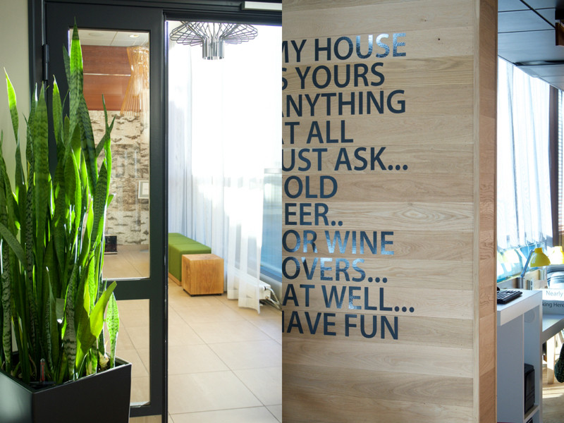 Holiday Inn c